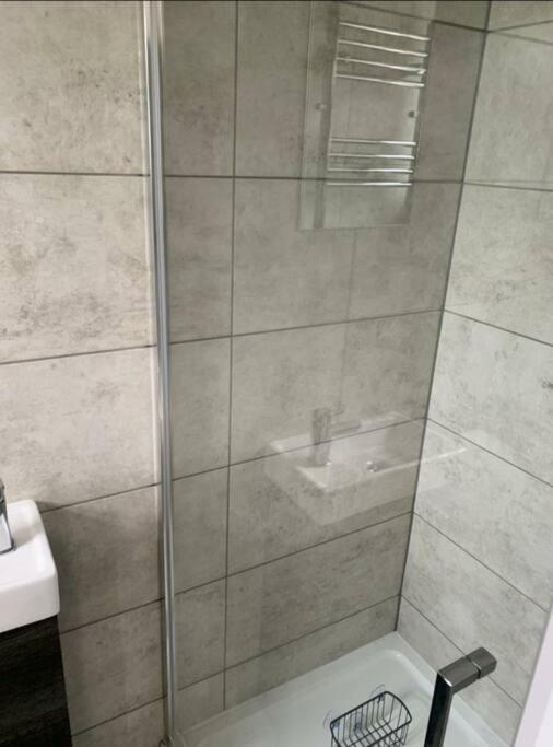Basingstoke 1X Double Bed And Sofa Bed Apartman Sherborne St John Kültér fotó